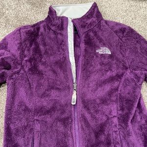 Women’s North face Fleece, full zip, size Medium, purple in color, great cond